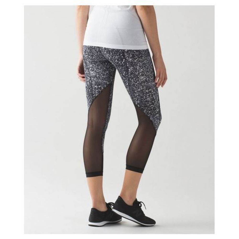 Lululemon Pace Rival Crop (Marathon) Splatter White Black Mesh Size 12